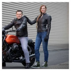 Claw Britt -Motoruitrusting Winkel claw britt 4