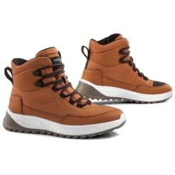 Falco Nara -Motoruitrusting Winkel falco nara 2