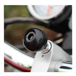 Ram Mounts Clamp Base With M8 Bolts + Ball -Motoruitrusting Winkel ram mounts clamp base with m8 bolts ball 2