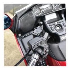 Ram Mounts Reservoir Cover Side Ball -Motoruitrusting Winkel ram mounts reservoir cover side ball 2