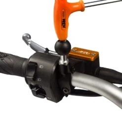 Ultimate Addons Handlebar Mount M10 -Motoruitrusting Winkel ultimate addons handlebar mount m10 3