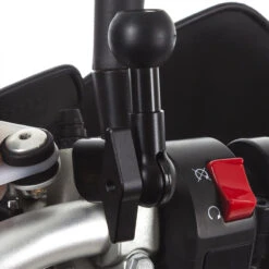 Ultimate Addons Mirror Mount + 3 Prong Adapter -Motoruitrusting Winkel ultimate addons mirror mount 3 prong adapter 4